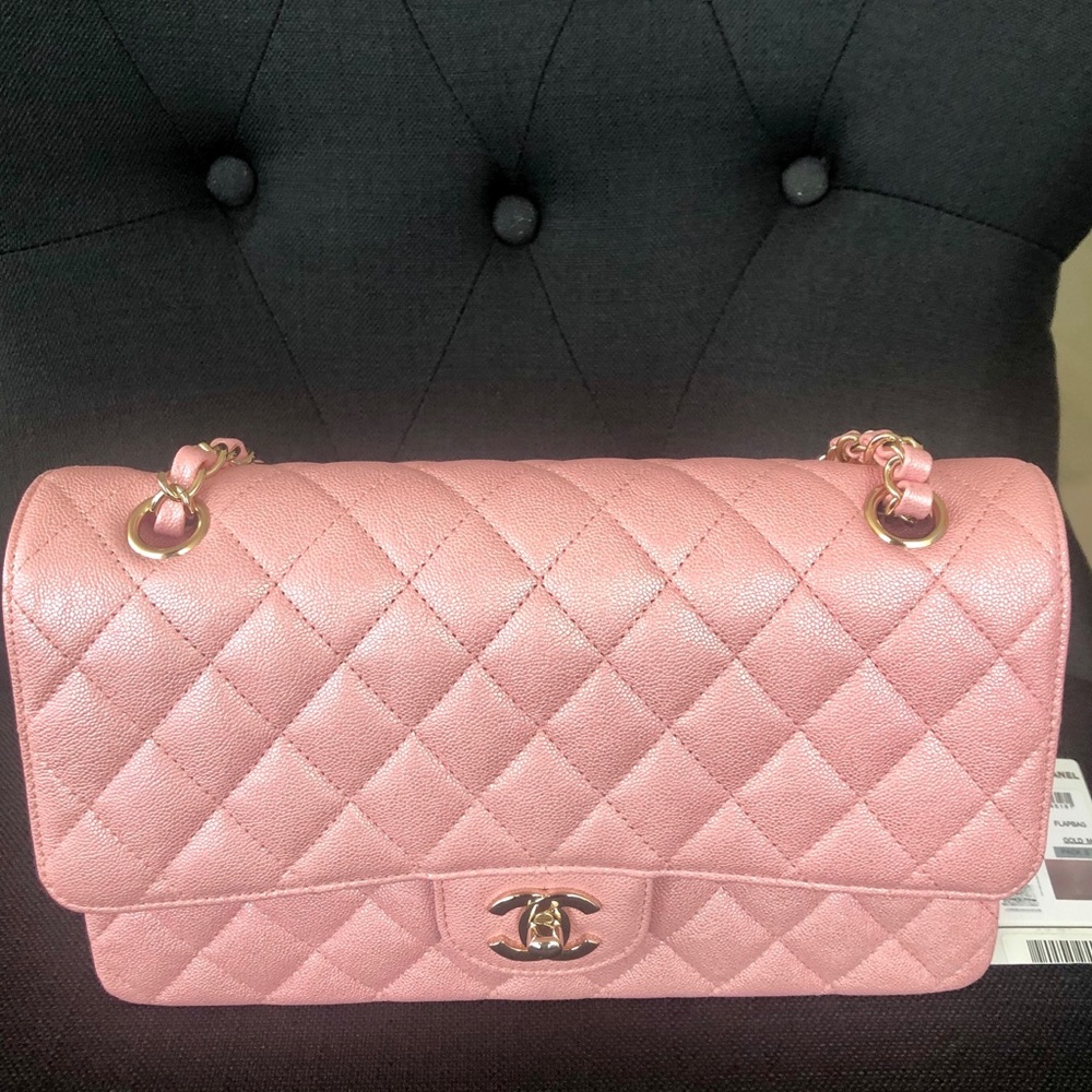 💕NFS💕 19S Chanel Iridescent Pink Caviar
